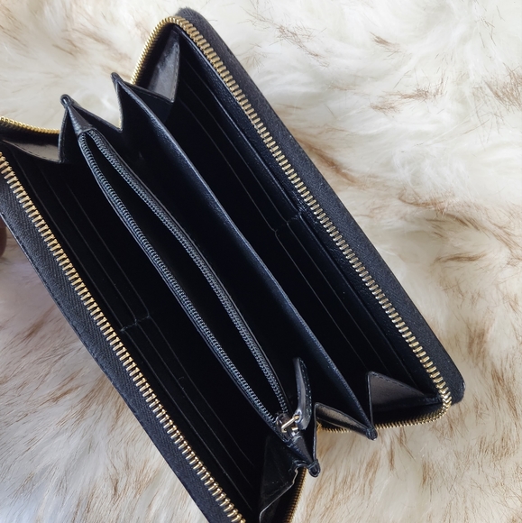 Yves Saint Laurent YSL Belle Du Jour Monogram Zip Around Wallet - Picture 6 of 15